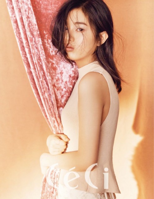 Shin Eun-Soo Fotoğrafları 13