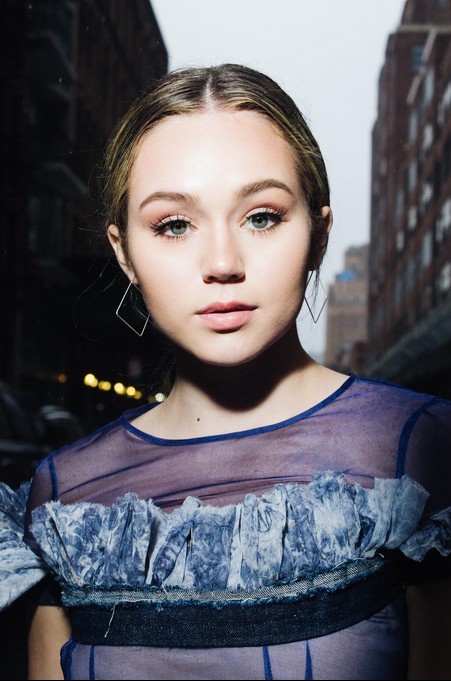Brec Bassinger Fotoğrafı