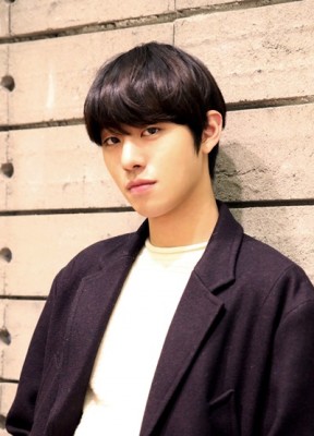 Ahn Hyo-seop Fotoğrafı