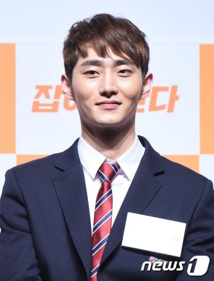 Shin Kang-woo Fotoğrafı