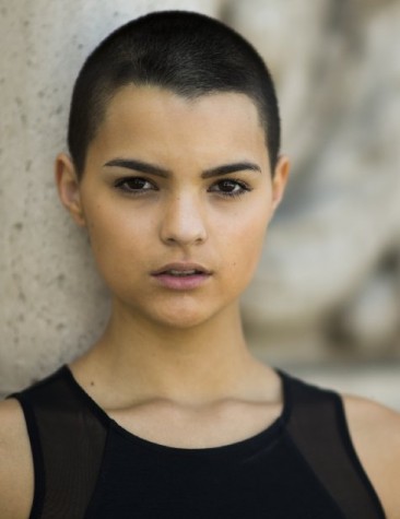 Brianna Hildebrand Fotoğrafları 4