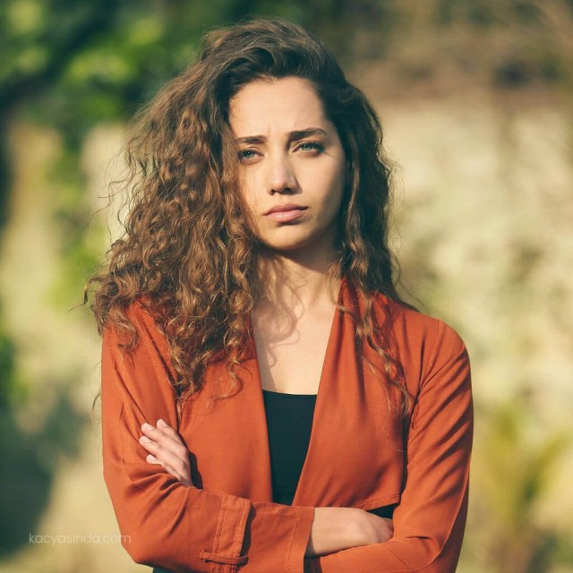 Özge Özacar Fotoğrafı
