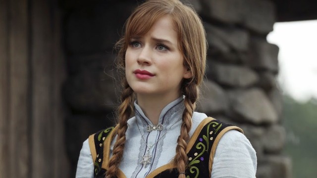 Elizabeth Lail Fotoğrafı