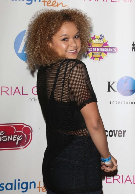 Rachel Crow Fotoğrafı