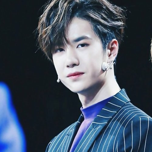Wang Yibo Fotoğrafı