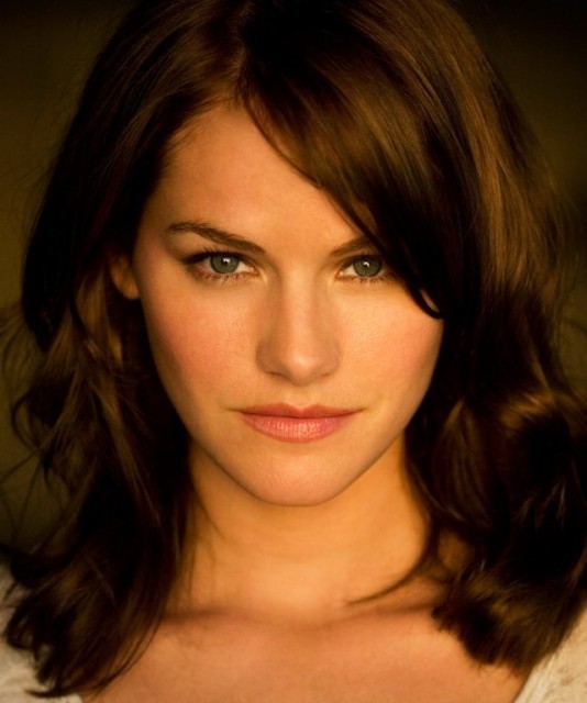 Kelly Overton Fotoğrafları 30