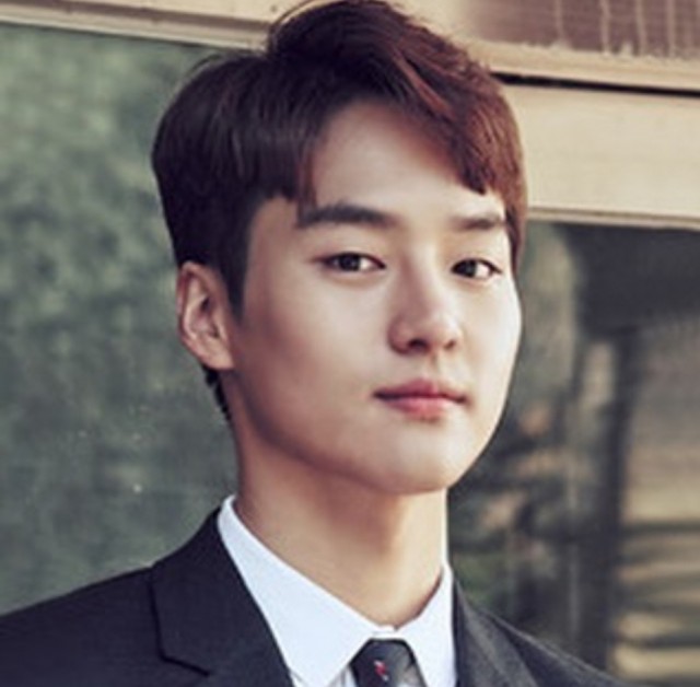 Yang Se-jong Fotoğrafı