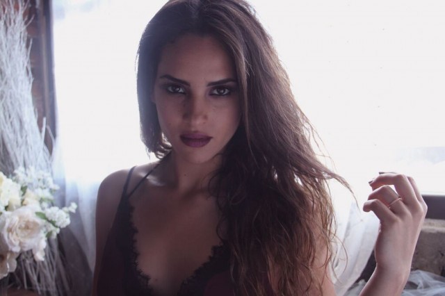 Adria Arjona Fotoğrafları 30