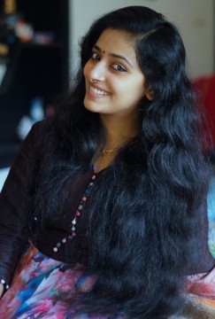 Anu  Sithara Fotoğrafları 1