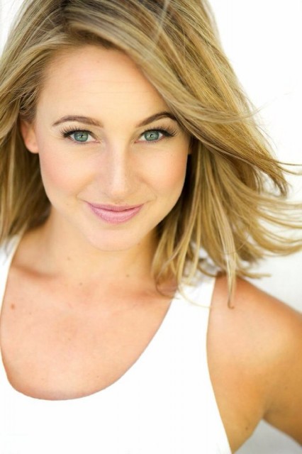 Danielle Caley  Anderson Fotoğrafı