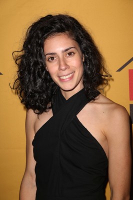 Roberta  Colindrez Fotoğrafı