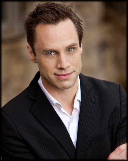 Daniel Thomas  May Fotoğrafı