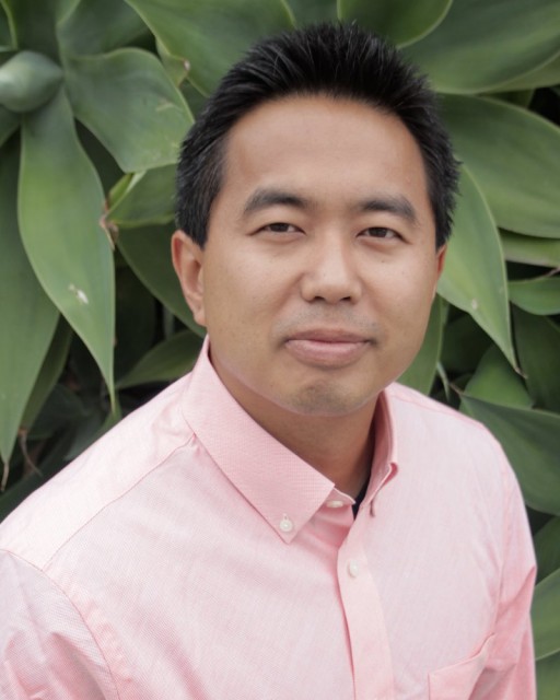 James  Quach Fotoğrafı