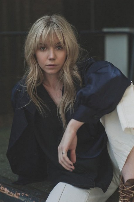 Lauren Lyle fotoğrafı