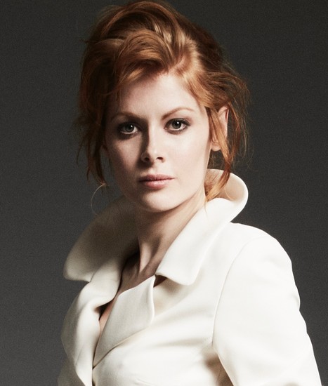 Emily Beecham Fotoğrafı