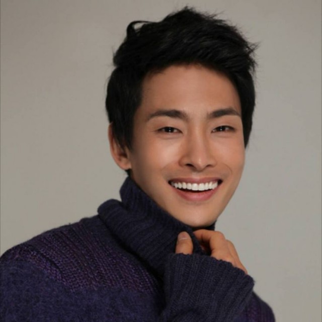 Lee Hyung-Suk (ii) Fotoğrafı