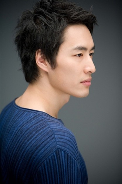 Kang Dong-yup Fotoğrafı