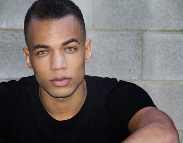 Kendrick  Sampson Fotoğrafı