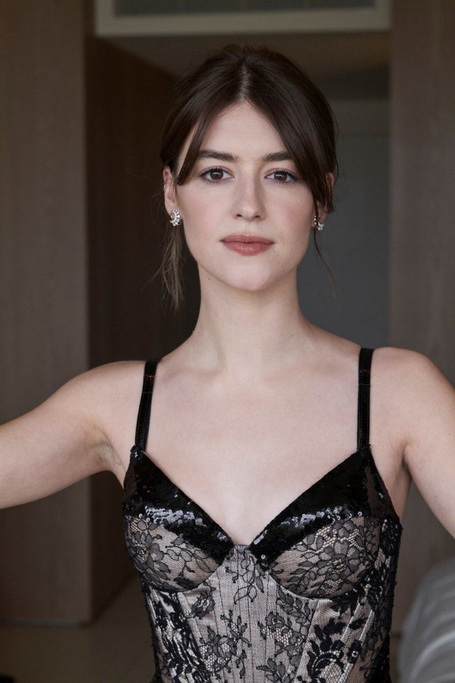 Daisy Edgar-Jones fotoğrafı Daisy Edgar-Jones fotoğrafı