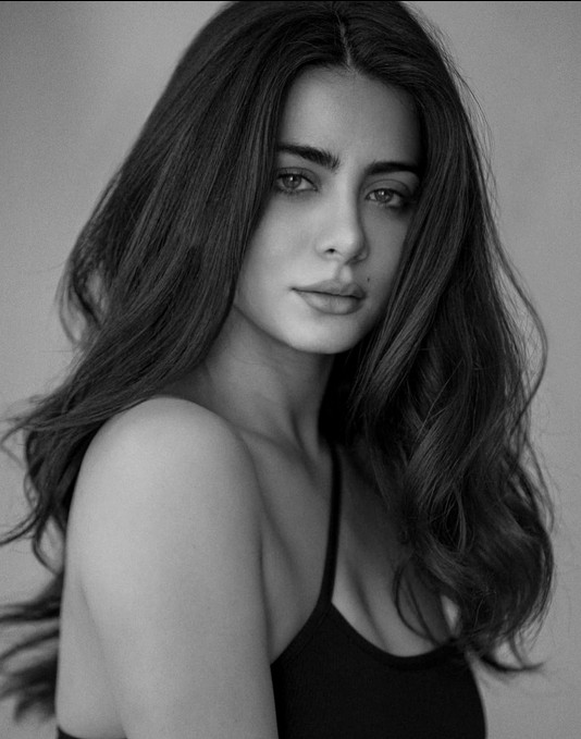 Emeraude Toubia Fotoğrafı