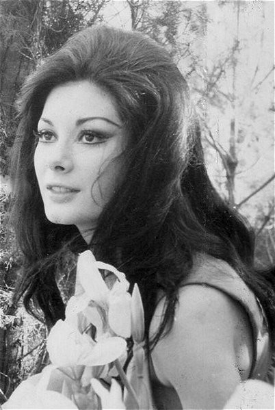 Edwige Fenech Fotoğrafları 6