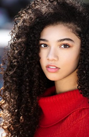Malia Baker Fotoğrafı