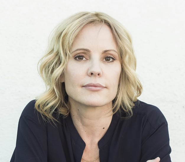 Emma Caulfield Ford Fotoğrafı