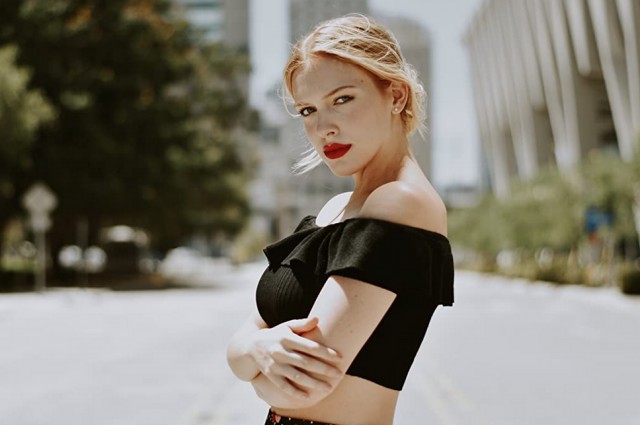 Jessie Vaughn Fotoğrafı
