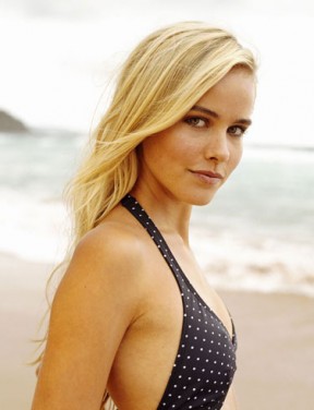 Isabel Lucas Fotoğrafı