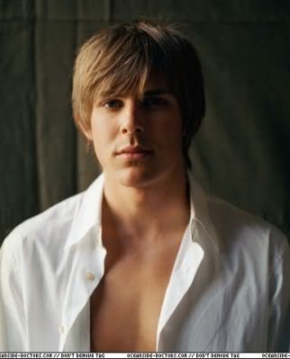 Chris Lowell Fotoğrafları 5