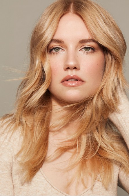 Sara Ball Fotoğrafı