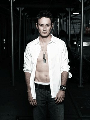 Josh Stewart Fotoğrafları 1