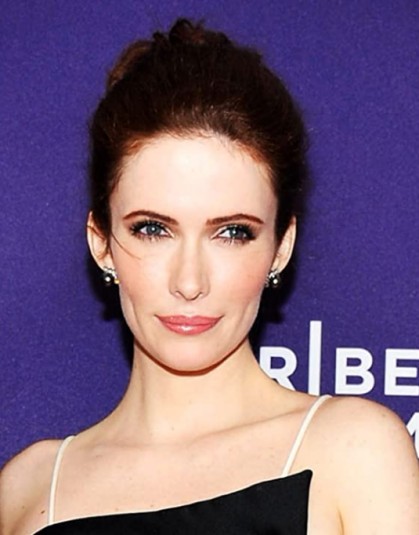 Bitsie Tulloch Fotoğrafları 24