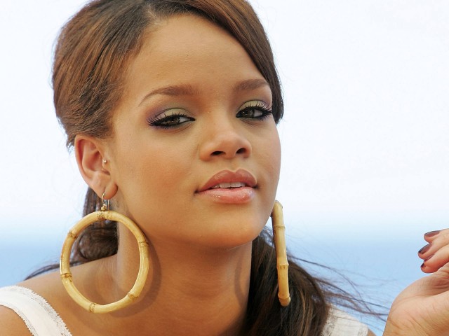 Rihanna Fotoğrafları 60