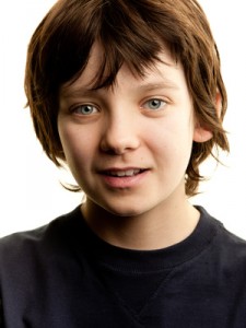 Asa Butterfield Fotoğrafları 21