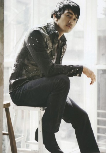 Song Seung-Heon Fotoğrafı