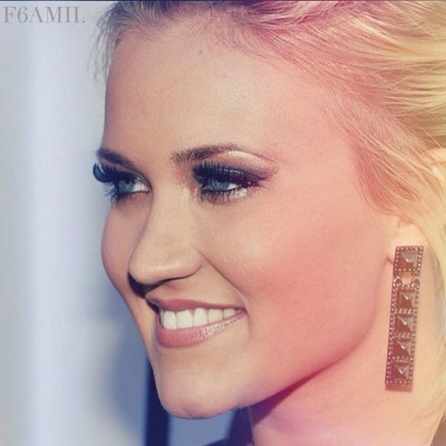 Emily Osment Fotoğrafları 159