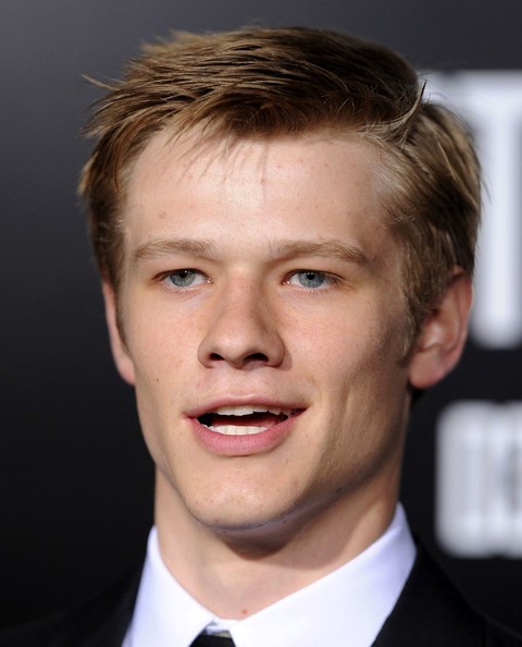 Lucas Till Fotoğrafları 20