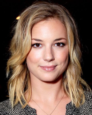 Emily VanCamp Fotoğrafı