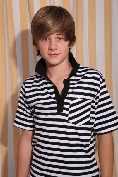 Luke Benward Fotoğrafları 24