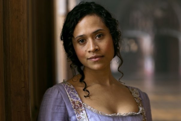 Angel Coulby Fotoğrafları 11