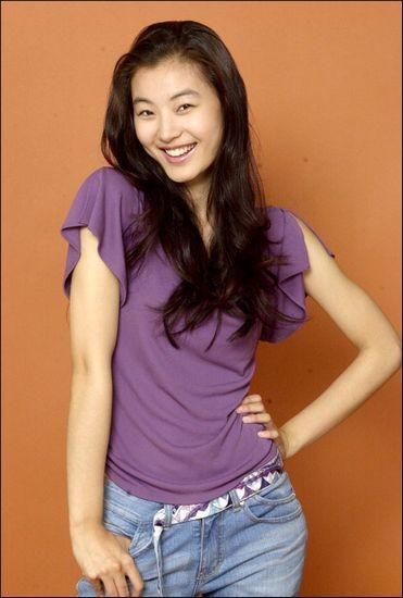 Yoon So-yi Biography and Net Worth - Austine Media