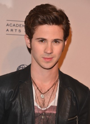 Connor Paolo Fotoğrafları 11