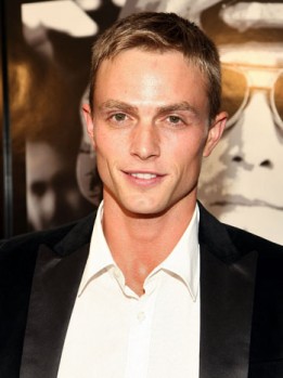 Wilson Bethel Fotoğrafları 10