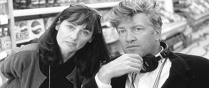 David Lynch\'e Hayranlarınden Destek