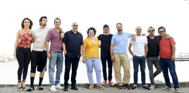 Ali Atay’ın yönettiği ‘Ölümlü Dünya’ filmi yolda Ali Atay’ın yönettiği ‘Ölümlü Dünya’ filmi yolda