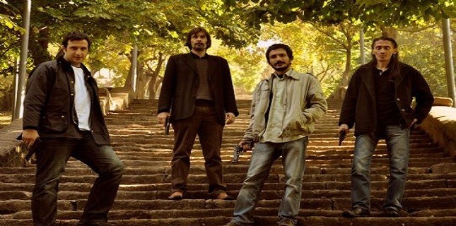 Behzat Ç. İçin Büyük Kavga Ettiler