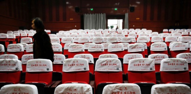 Çin Sinema Salonlarını Tekrar Kapattı
