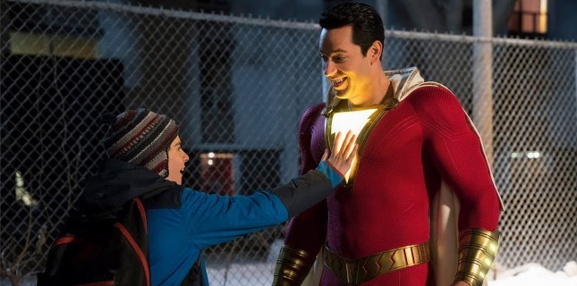 DC'nin Eğlenceli Kahramanı 'Shazam!' Yeni Bir Tanıtım Videosuyla Döndü