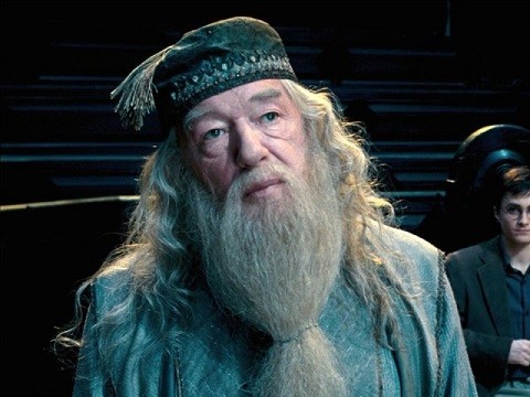 Profesör Dumbledore'un ismi nereden geliyor hiç merak ettiniz mi?
